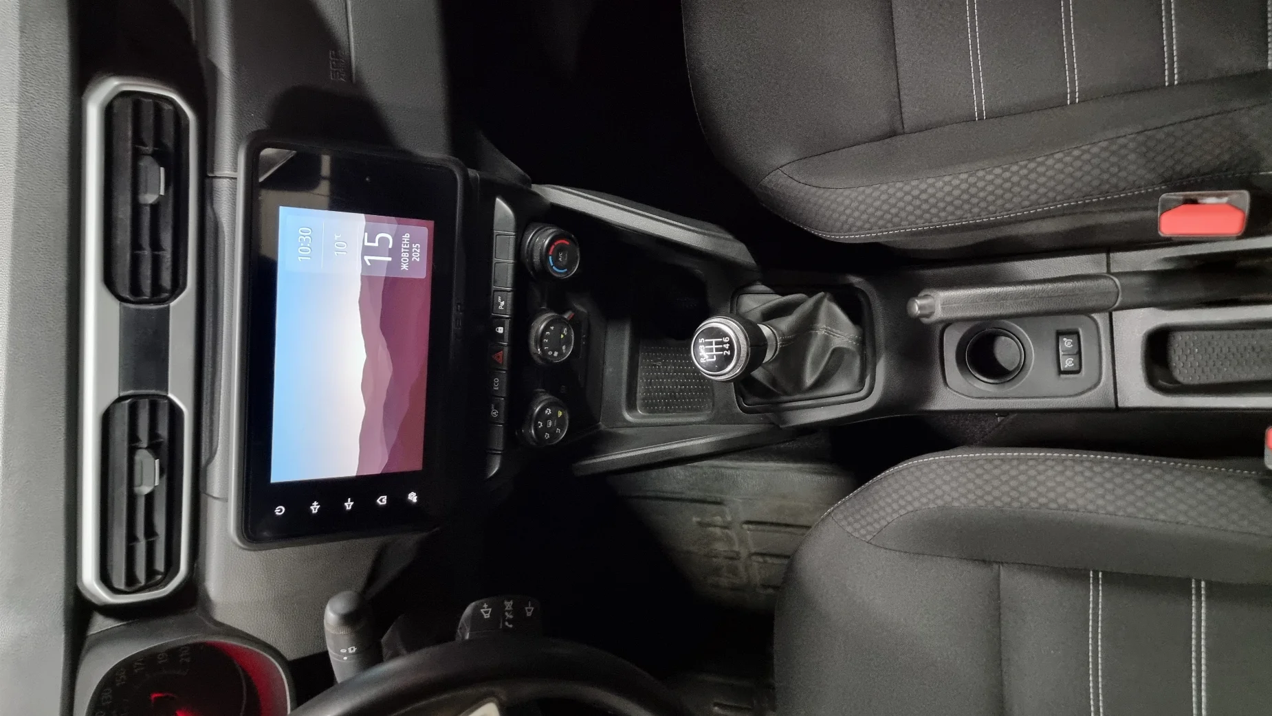 Renault Duster photo